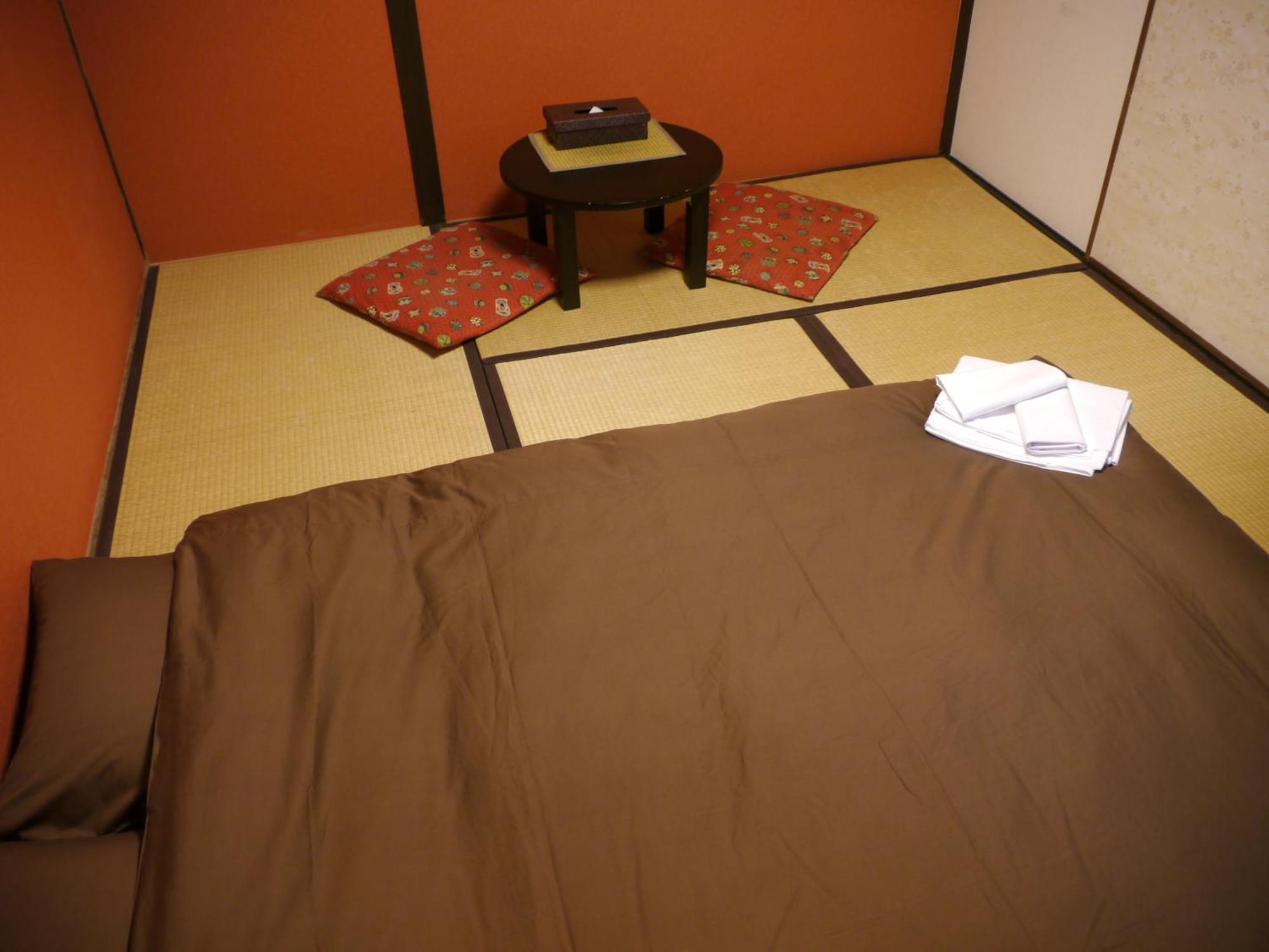 J-Hoppers Hiroshima Guesthouse Eksteriør billede